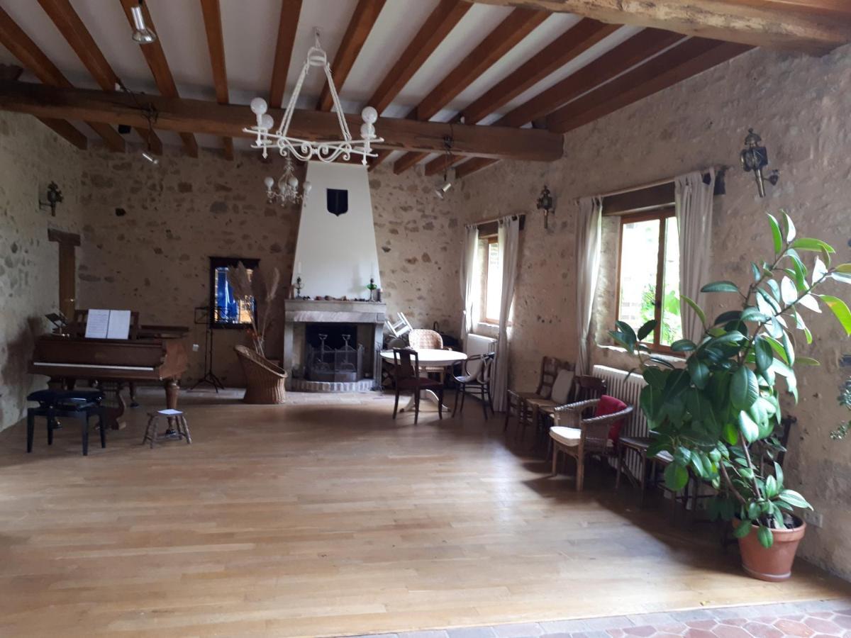 Hotel La Grange Des Blins Jouy  Exterior foto